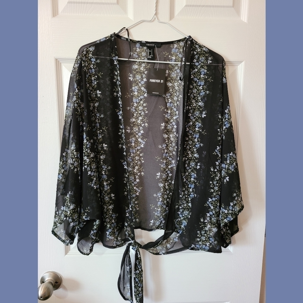 Forever 21 Black Floral Kimono